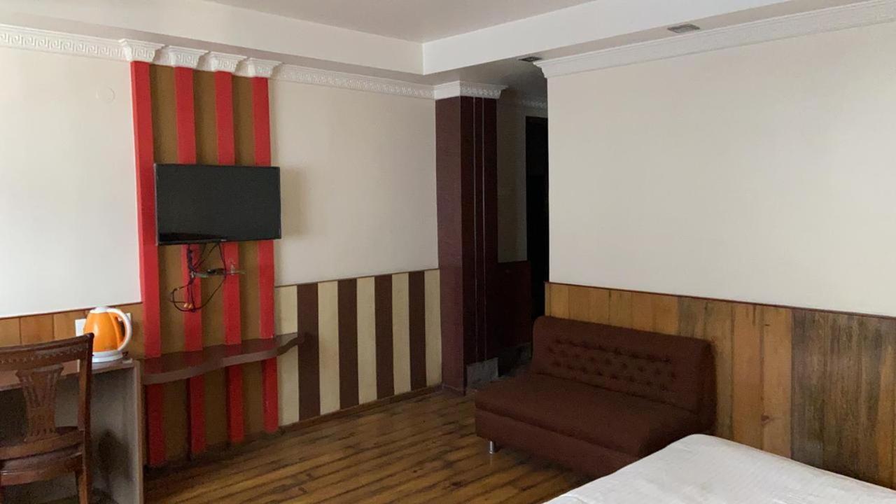 Hotel Berries Гангток Экстерьер фото